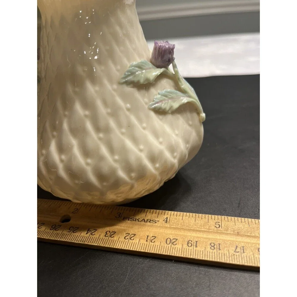 Belleek vtg thistle